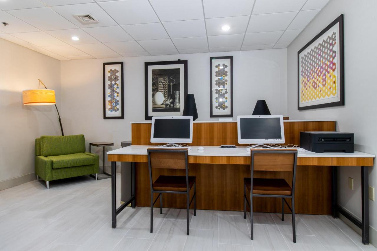 Holiday Inn Express Hotel & Suites Swansea By Ihg Zewnętrze zdjęcie