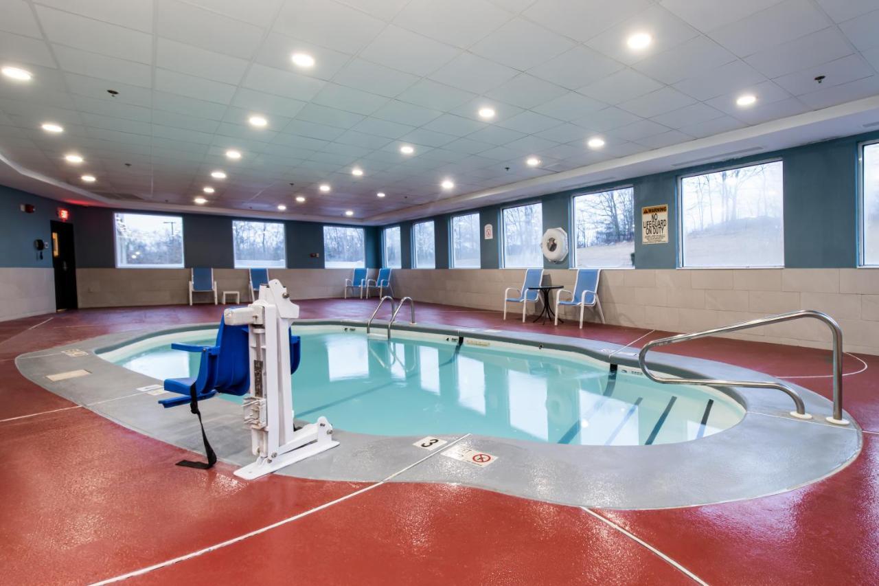Holiday Inn Express Hotel & Suites Swansea By Ihg Zewnętrze zdjęcie