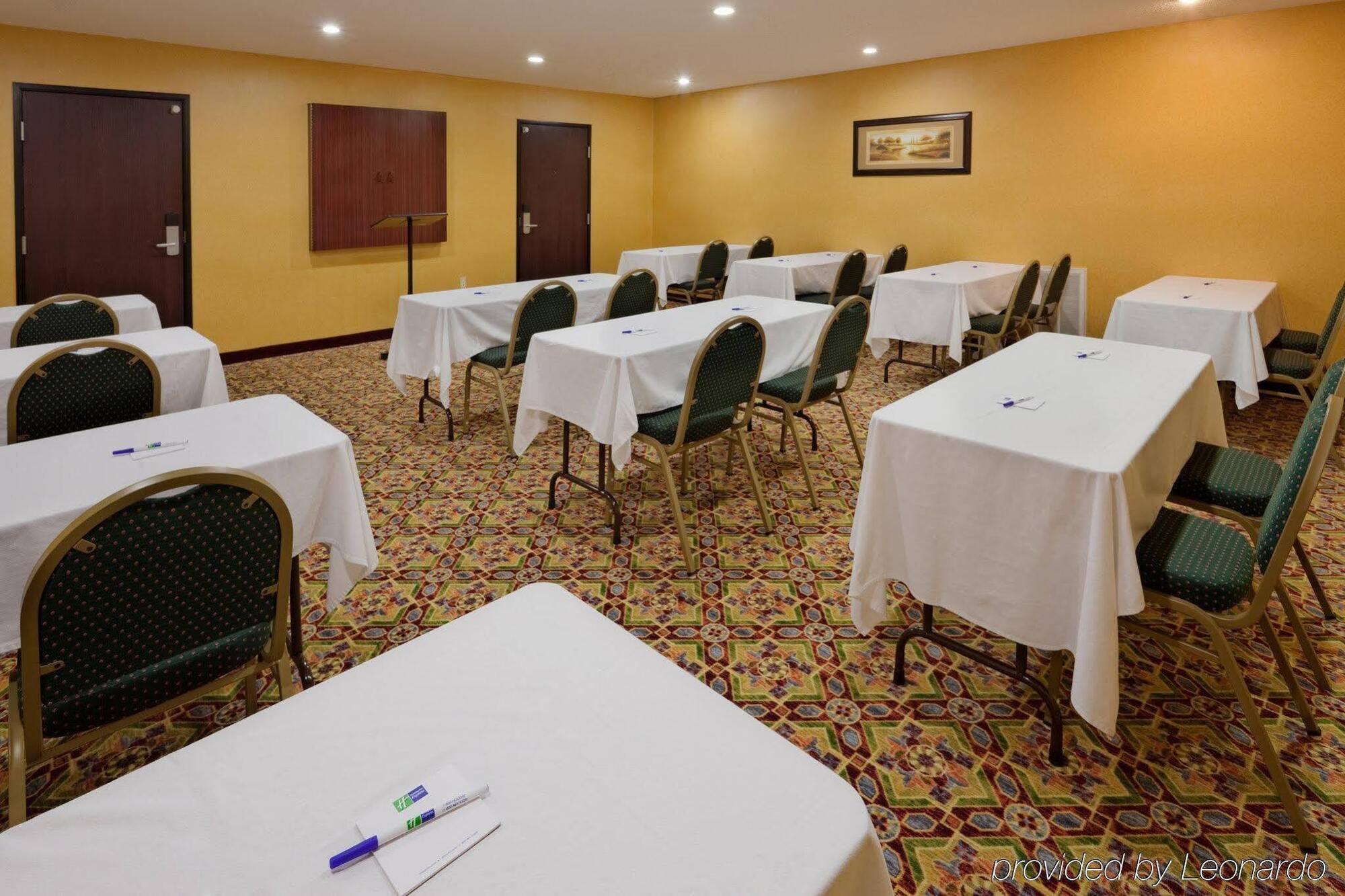 Holiday Inn Express Hotel & Suites Swansea By Ihg Zewnętrze zdjęcie