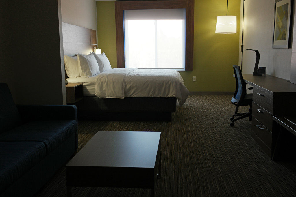 Holiday Inn Express Hotel & Suites Swansea By Ihg Zewnętrze zdjęcie